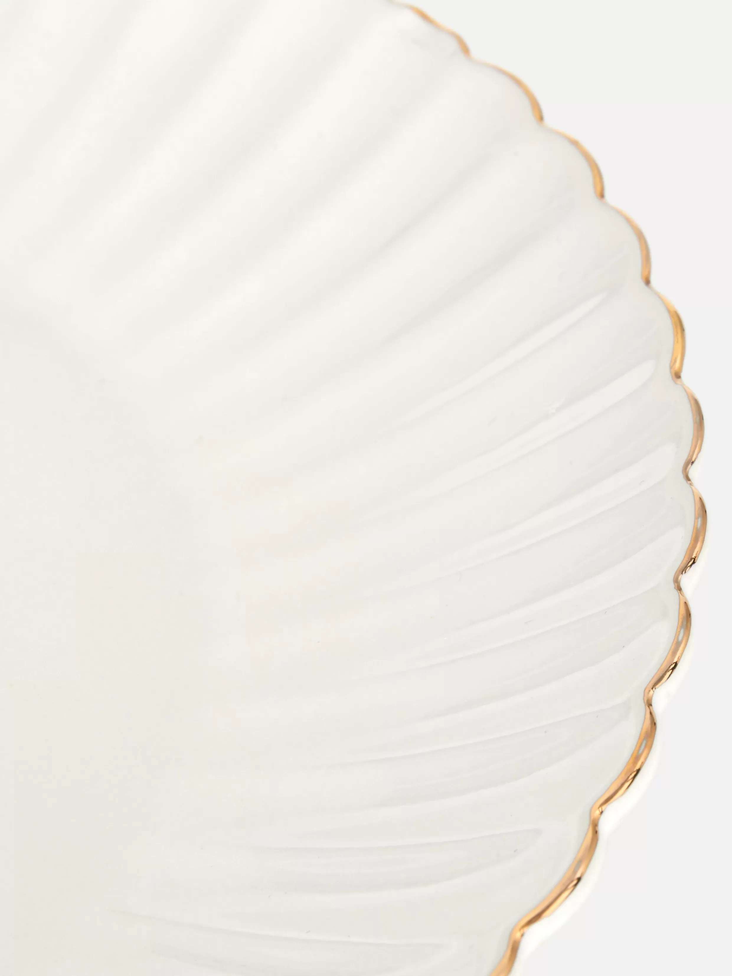 Primark Servies | Borden, Kommen En Schalen^Geschulpt Dinerbord Met Goudkleurige Details