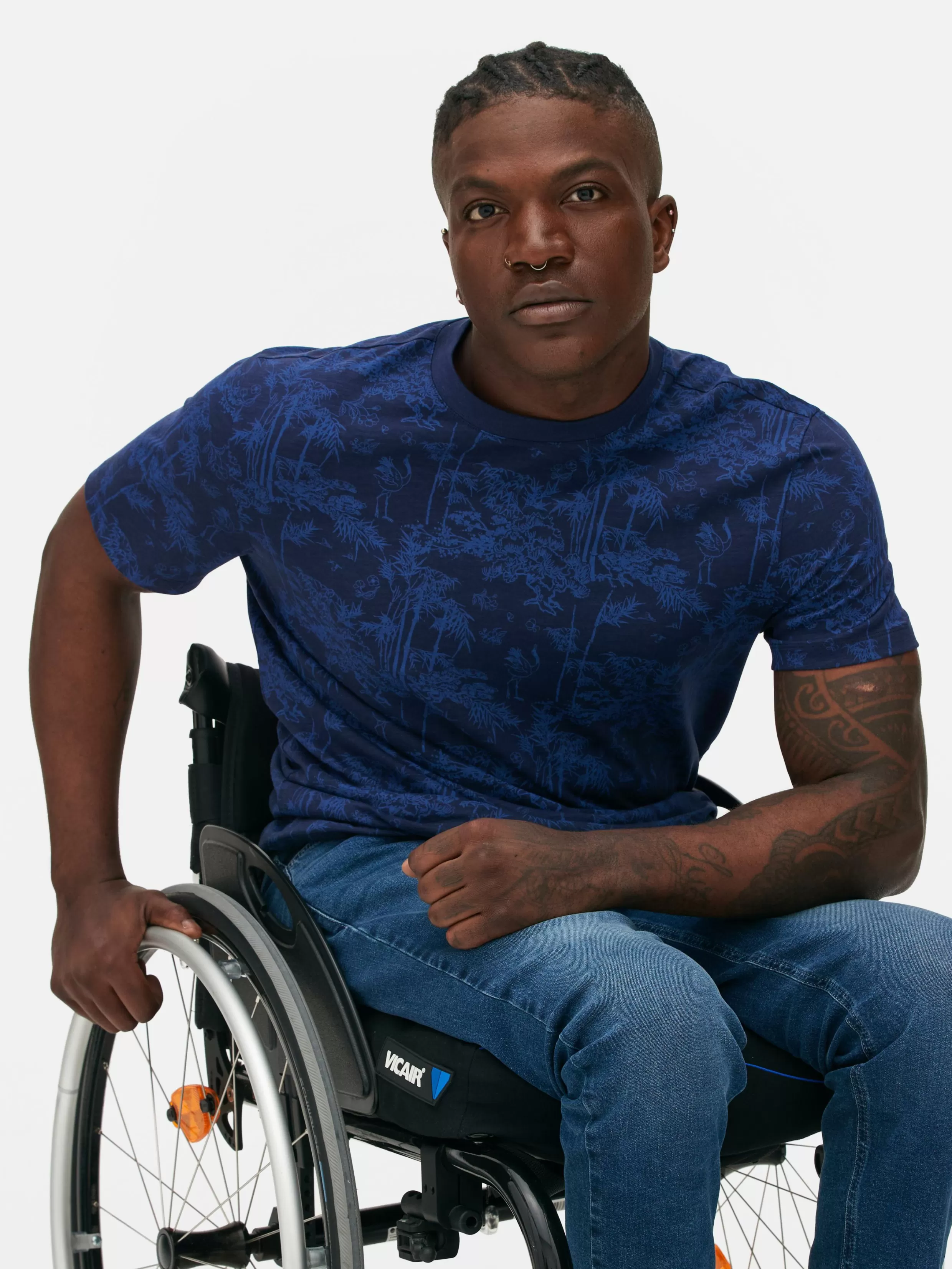 Primark Tops En T-Shirts^T-shirt Met Ronde Hals En Japanse Bomenpatroon